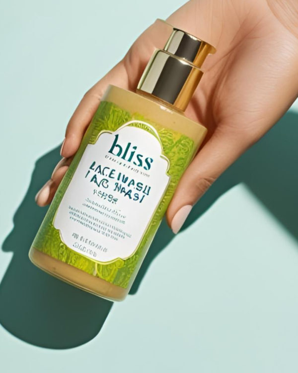 Kind To Skin Refreshing Face Wash 150 ml | 100% soap-free gentle cleanser for sensitive, dry & oily skin, for women & men - Image 2