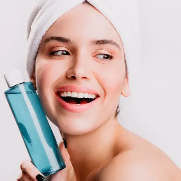 Green Tea Face Toner For Oily, Acne-Prone Skin | With Glycolic Acid | Alcohol-Free | 150ml - Image 3
